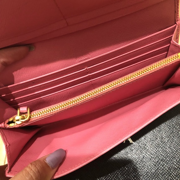 Prada wallet - Picture 4 of 10